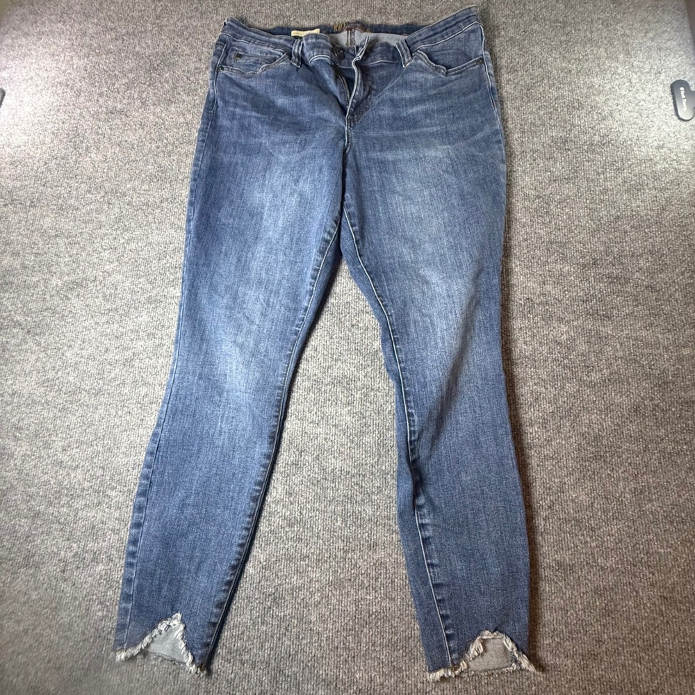 Kut from the Kloth Skinny Jeans‎ Medium Wash Distressed Raw Hem Women's Size 16